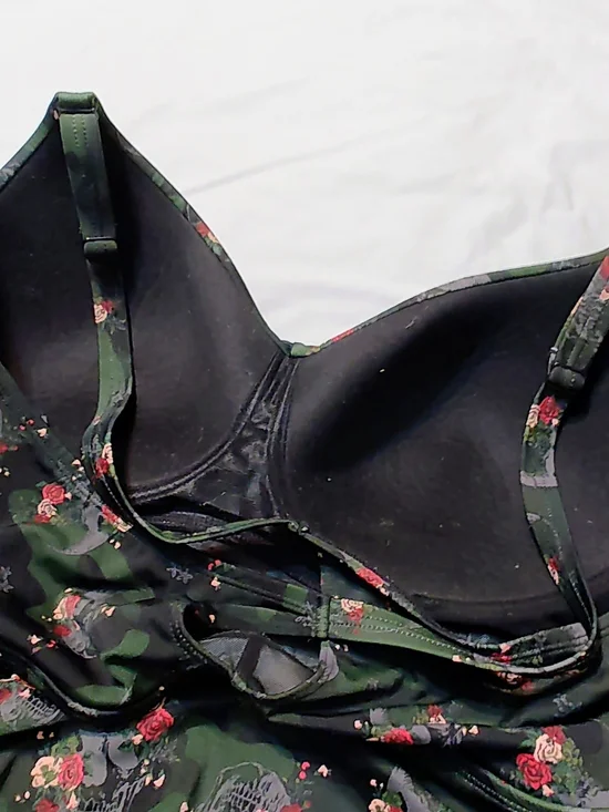 Torrid Black & Green Floral Camo & Skull One-Piece Swimsuit - Picture 5 of 6